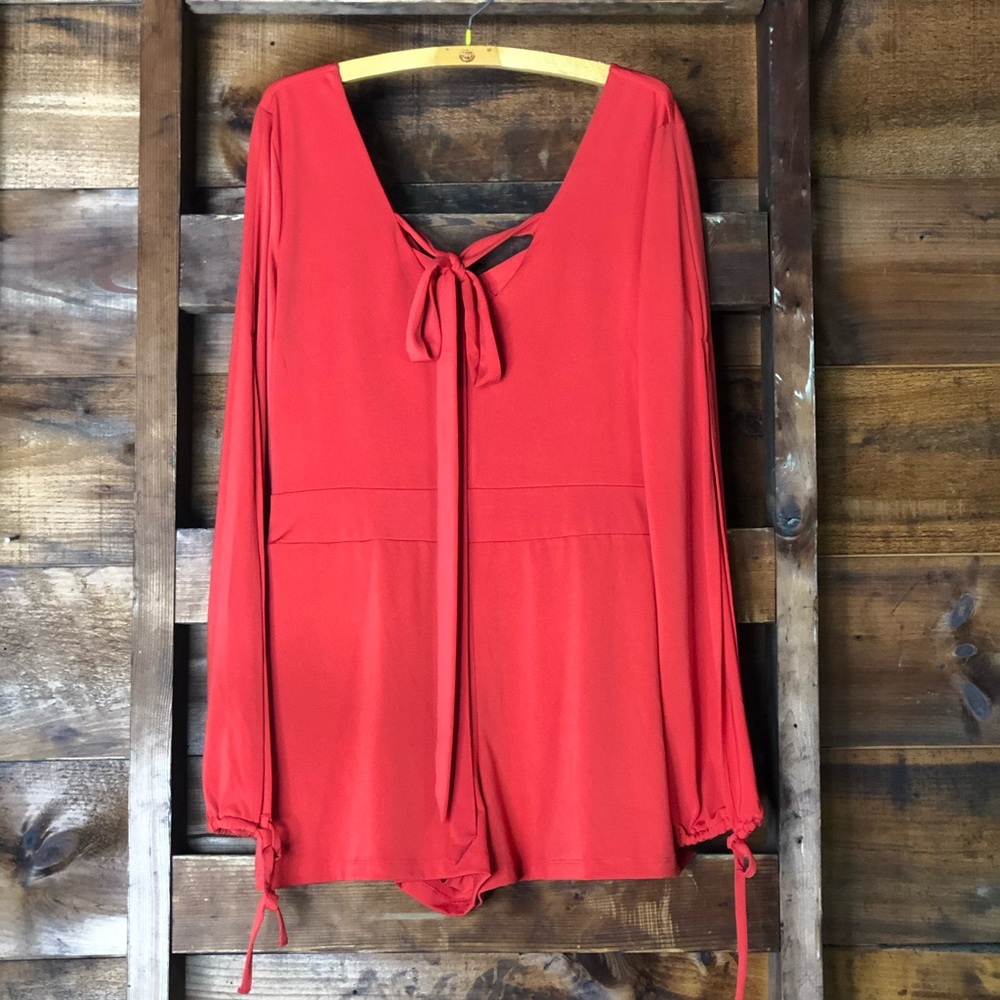 Guess Tie Back Split Sleeve Romper